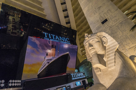 Sphinx head inside luxor hotel with titanic exhiibit signのeditorial素材