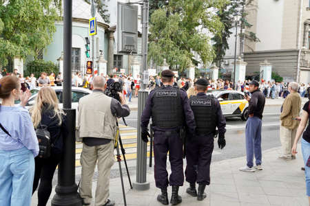 Moscow, Russia - August 2020: Peaceful rally at the Embassy of Belarus in Moscow in support of the Belarusian people.のeditorial素材