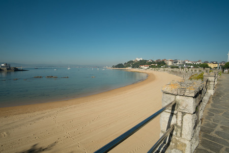 El Sardinero beach promenade, Santander, Spainの写真素材