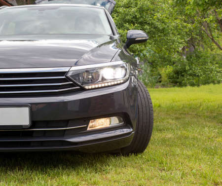 Fog lamp for adaptive illumination of the roadside in the dark when turning the steering wheel....