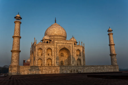 Taj Mahal in the early morning at sunrise - Agra - Indiaの写真素材