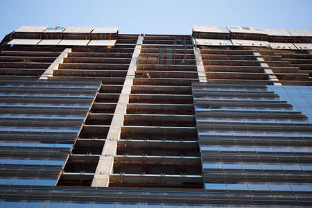 Building a high house in the city