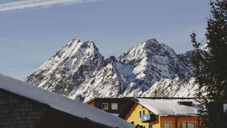 KUHTAI, TIROL/AUSTRIA - February 8th, 2020: Sunny day in the Austrian Alps during the peak of ski seasonのeditorial素材