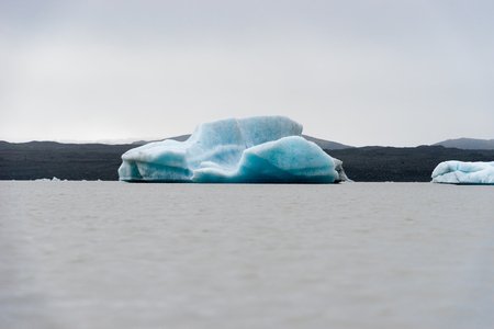 The glacier Skaftafellsjokull is an outlet of Vatnajokull, which is the largest continental glacier in Europeの写真素材