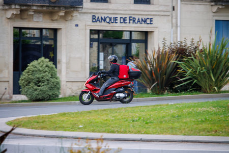 Perigueux, Dordogne, France June 032023: Zipping Through the City: Scooters on the Roadのeditorial素材