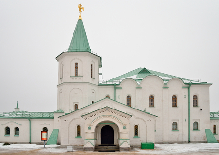 Military chamber, the white building on Farm road in the town of Pushkin in winterの写真素材