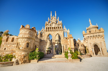 BENALMADENA, SPAIN - APRIL 28: Castle monument of Colomares on April 28, 2014. Is a monument honoring Cristopher Colombus and the discovery of America. Was built between 1987 and 1994 and  It is a combination of several different architechtural styles. のeditorial素材