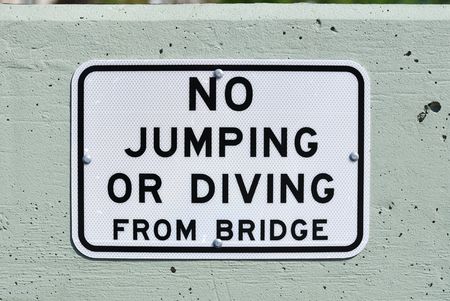 No Jumping or Diving From Bridge Signの写真素材