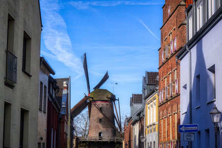 Street and historical windmill in Xantenのeditorial素材