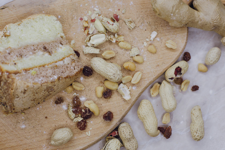 Cake with nutsの写真素材