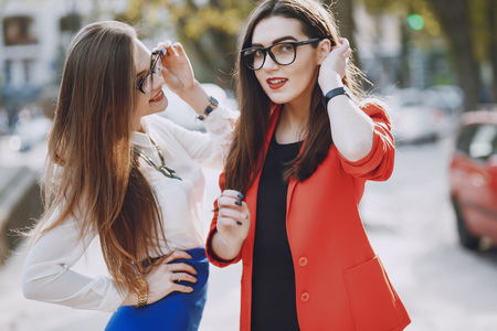 girls in the cityの写真素材