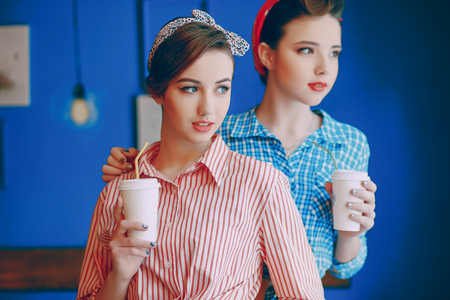 beautiful pin-up girls