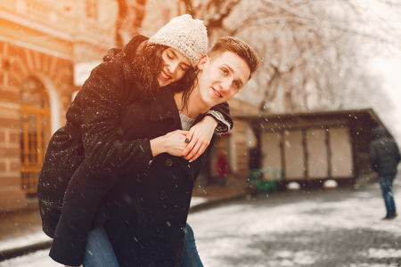 couple in a cityの写真素材