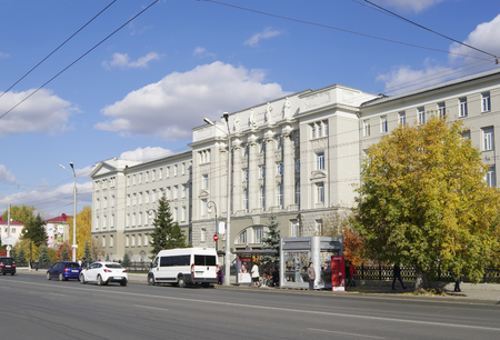 Omsk, Russia - September 19, 2010: view building of State Transport University on prospekt Marksaのeditorial素材
