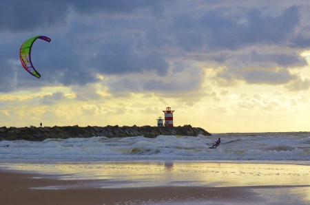 View on the lighthouses in Scheveningen, Netherlandsのeditorial素材