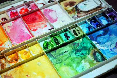 Colorful PaletteA very colorful and messy palette a sign of lots of loveの写真素材