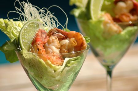 Shrimp cocktail with lime served poolsideの写真素材