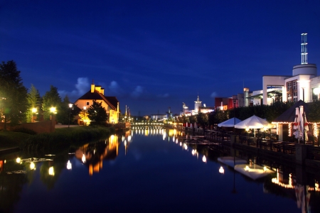 Centro Oberhausen Shopping Mall - Meile mit Fluss -の写真素材