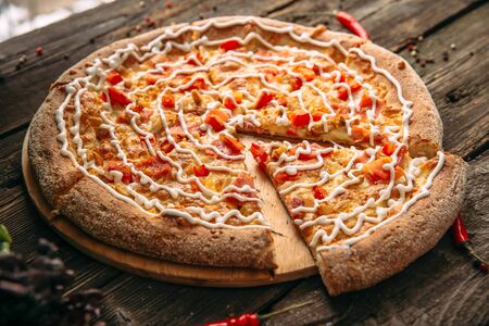 Closeup on appetizing pizza ranch with chicken and sauce, horizontalの写真素材