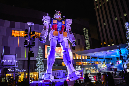 Odaiba, Tokyo, Japan - 13 January 2014 : At night, Giant Gundam robot statue in Odaibaのeditorial素材