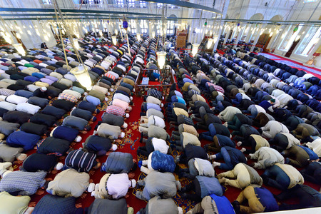 ISTANBUL, TURKEY - MAY 17  noon prayer in congregation male Muslims Fatih Mosque on May 17, 2014 in Istanbul, Turkey  Soma for mine workers who died in the memorial program のeditorial素材