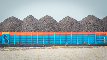barge full of black coalの写真素材