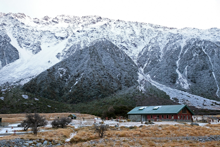 hiking at mt cook hooker valley trackの写真素材