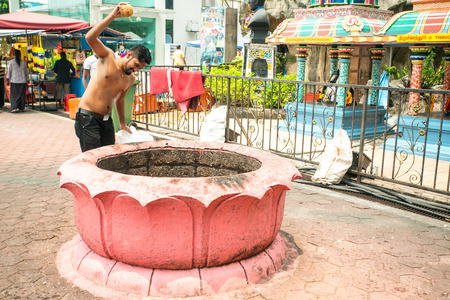 MALAYSIA ,KUALA LUMPUR ,JULY 27 2015: Malaysia people do activity in Hindu Temple for respect gods.のeditorial素材