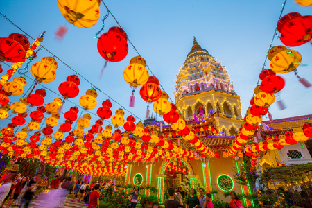 PENANG ,MALAYSIA - Febuary 18 2018 : Pagoda buddha building decorate with red lantern for people visit and take photo in Penang ,Malaysia.のeditorial素材