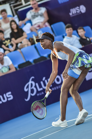 Hua Hin Thailand - Jan 1 : World No.7 Tennis player Venus Williams from The USA in World Tennis Thailand Championship 2016 Williams had lost to Angelique Kerber(German) 4-6,3-6 on January 1,2016 at True Arena Hua Hin,Thailandのeditorial素材
