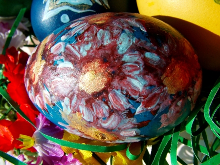 A bunch of beautiful painted easter eggsの写真素材