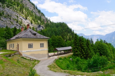 Alps and the Salzbergwerk in Hallstatt, Austriaのeditorial素材