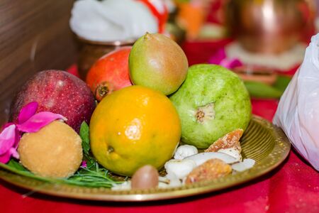 Happy Diwali - Fruits in Plate for Diwali Pooja on deepawali, Diwali Pooja Plateの写真素材