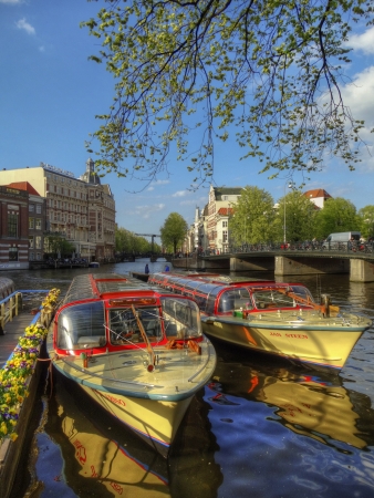 Amsterdam, Holland, 9 May 2013, The Amsterdam s Canal Transportのeditorial素材