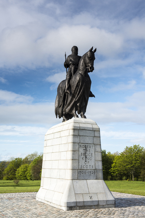 Robert the Bruce Statue by Pilkington Jackson at Bannockburn Visitor Centre, Stirling, Scotland.のeditorial素材