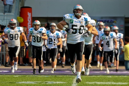VIENNA, AUSTRIA - April 13: Austrian Football League:  The Tyrol Raiders lose 23:15 against the Vienna Vikings  on April 13, 2009 in Vienna, Austria.のeditorial素材