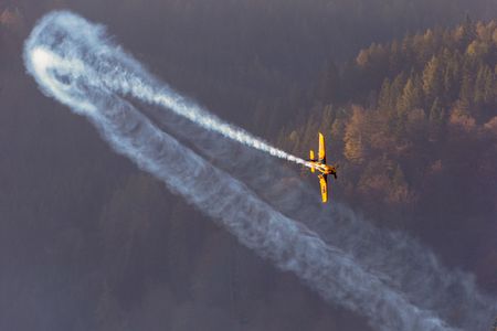 SPIELBERG, AUSTRIA - OCTOBER 25, 2014: Matt Hall (Australia) competes in the Red Bull Air Race.のeditorial素材