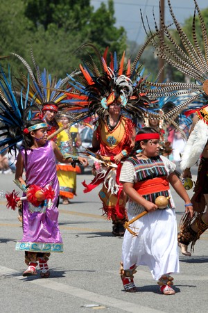 Ojai, CA - JULY 3 : Annual 4th of July parade in Ojai one day early this year July 3, 2010 in Ojai, CA. のeditorial素材