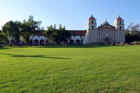 The Spanish historic Santa Barbara Mission in California のeditorial素材