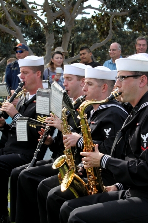 San Diego, CA - FEBRUARY 16 :  WWII 'Kiss' statue returns February 16, 2013 in San Diego, CA. のeditorial素材