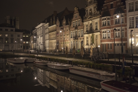 GHENT, BELGIUM - NOV 28  Medieval houses at the Korenlei in the old town of Ghent, Belgium on nov 28, 2013  Ghent is a medieval town located in  the Flemish region of Belgium のeditorial素材