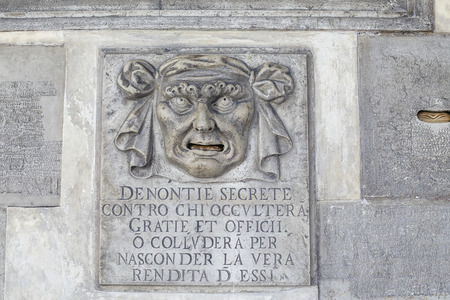 VENICE, ITALY-MARCH 10:Lion's Mouth postbox for anonymous denunciations, Doge's palace, Venice on March 10 2014

のeditorial素材