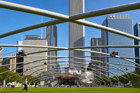 CHICAGO, IL - SEPTEMBER 2, 2017: The Jay Pritzker Pavilion in Chicago. The 11,000 capacity pavilion was constructed between June 1999 and July 2004. It serves as the centerpiece for Millennium Park.のeditorial素材