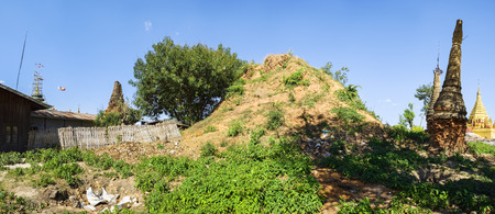 Decaying Stupas in Nyaung Shwe near Inle Lake, Myanmarのeditorial素材