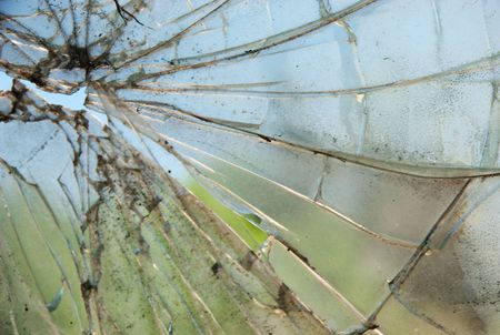 Closeup of smashed glass panel cracked and brokenの写真素材 [40006658661]｜毎月 ...