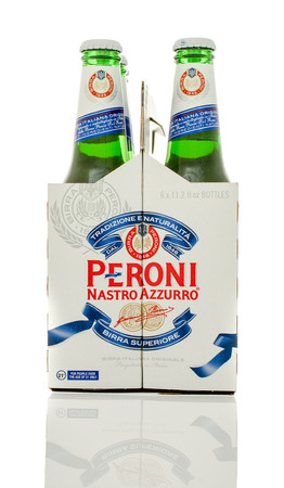Winneconne, WI - 10 Jan 2016: A six pack of Peroni Nastro Azzuro beer.のeditorial素材