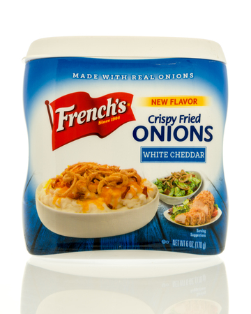 Winneconne, WI - 13 May 2017: A package of French's crispy fried onions in white cheddar flavor on an isolated background.のeditorial素材