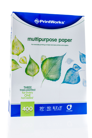 Winneconne, WI - 15 March 2018: A ream of PrintWorks printer paper on an isolated background.のeditorial素材