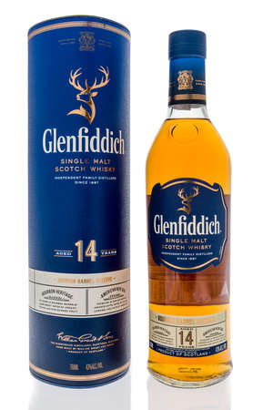 Winneconne,  WI - 20 March 2020:  A bottle of Glendiddich Scotch whisky on an isolated background.のeditorial素材
