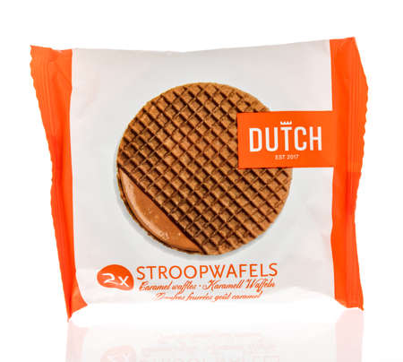 Winneconne , WI - 16 August 2020:  A package of Dutch stroopwafesls  on an isolated background.のeditorial素材